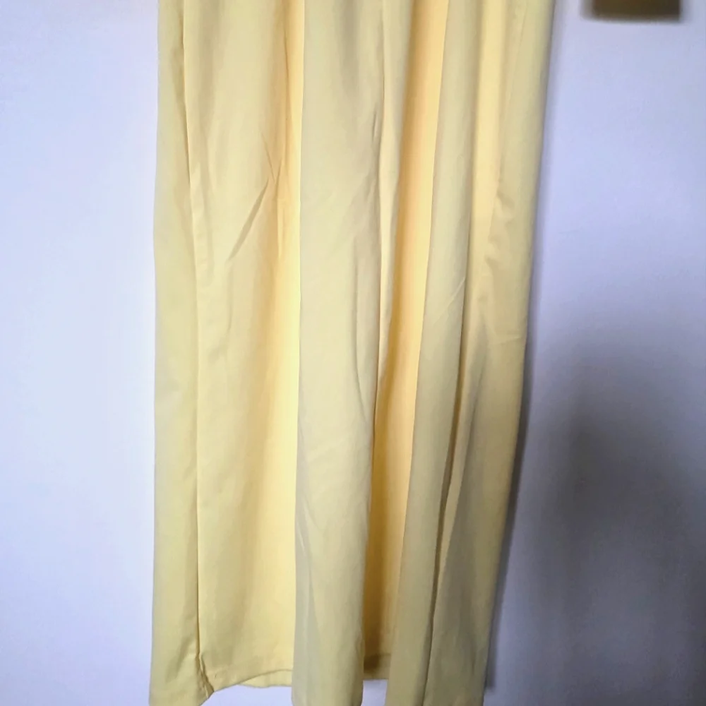 SHEIN Yellow Long Sleeve Dress - Picture 7 of 10